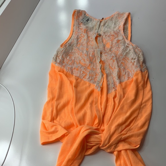 Rue 21 top - Picture 3 of 3